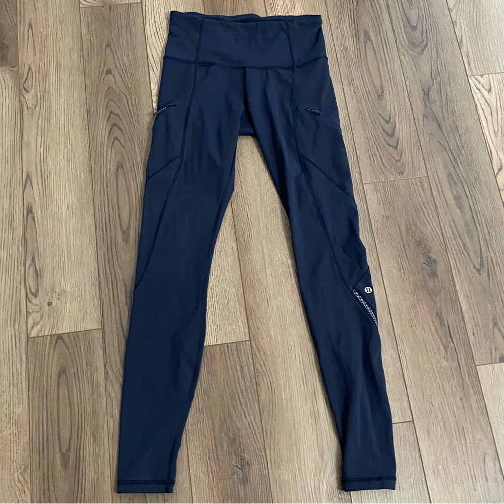 Lululemon Cadence Crusher Tight Full-On Luxtreme Reflective Blue
